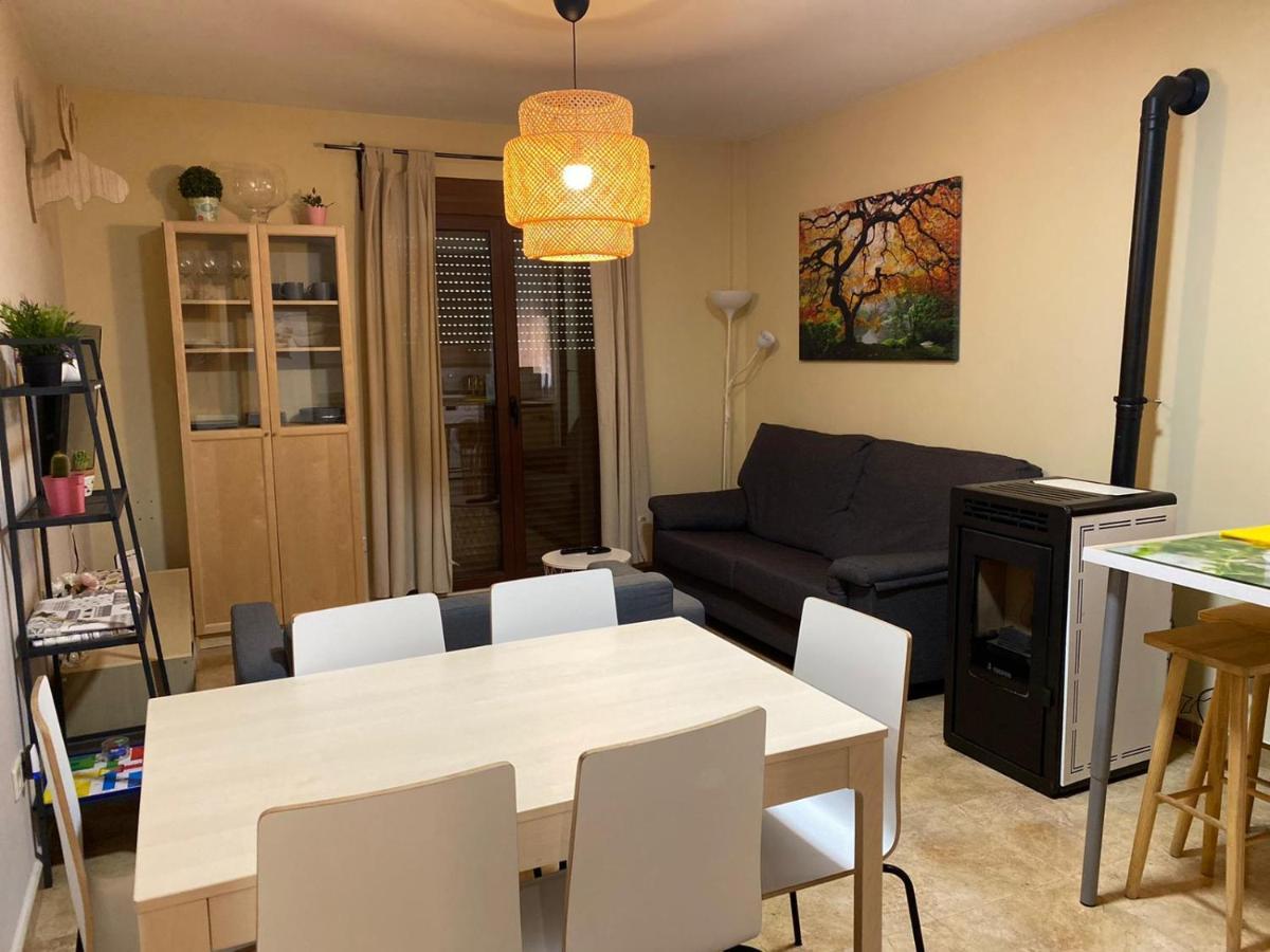 Apartamento Turistico Javalambre Appartement Camarena de la Sierra Buitenkant foto